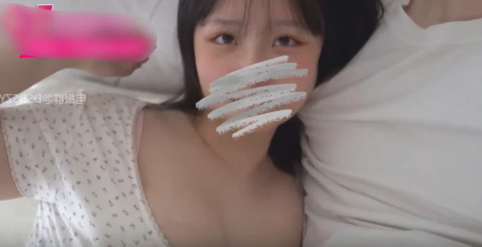 苹果+安卓+电脑【视频 福利姬】日本极品女网黄 SakuJ 脱光全身衣服任由男友抽插【1.36G】-大壮社区