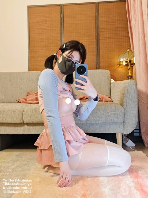苹果+安卓+电脑【视频 福利姬】Naimi奶咪  双马尾眼镜娘粉色小短裙白丝美腿反差骚舞【151M】-大壮社区
